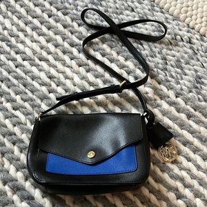 Michael Kors Greenwich Small Leather Flap Black/Electric Blue Crossbody